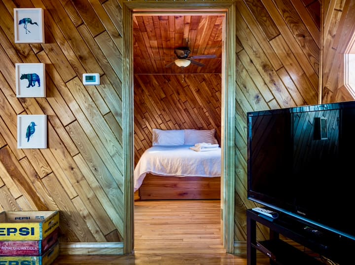 Главна куќичка
Спална соба 2 - брачен кревет