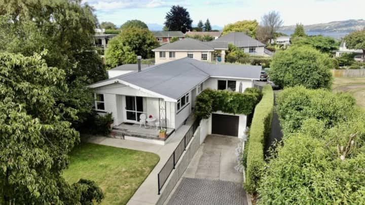 Hilltop Haven - Taupo