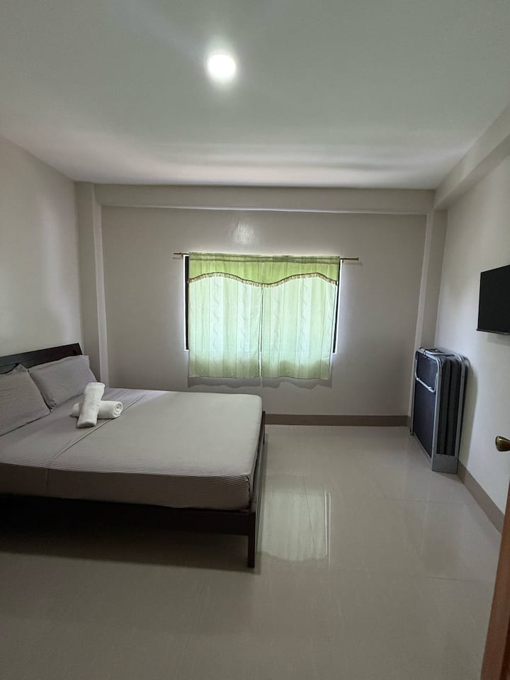 غرفة النوم 2