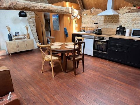 Top Airbnb: Le Prieuré, cottage with private pool à Calvados