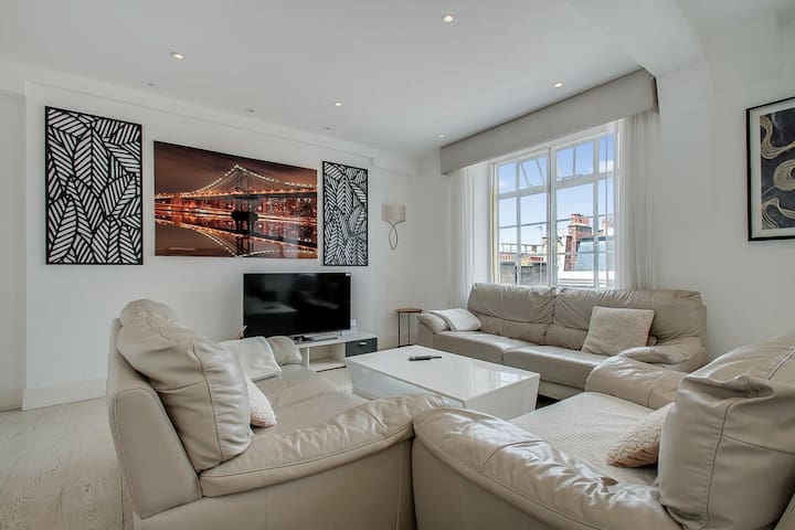 2 Bedroom Flat in Central London