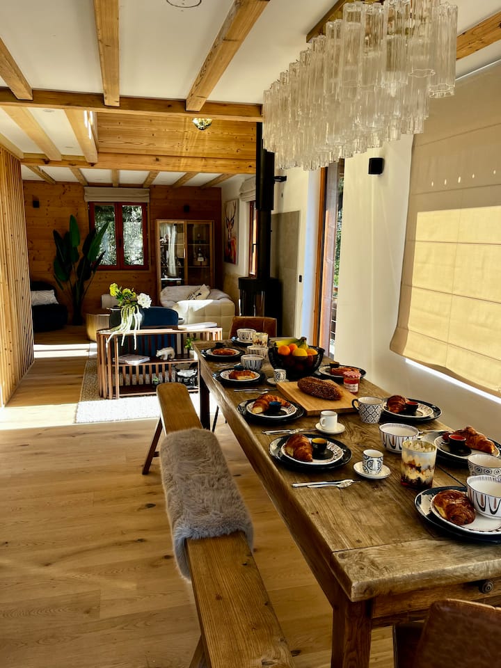Lovely Large 6 Bedroom Chalet, With Stunning Views - Praz de Lys Sommand