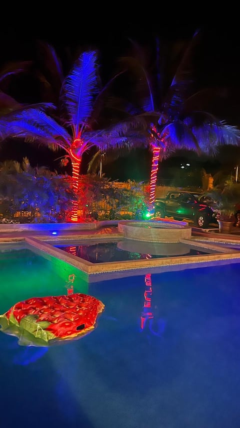 Elegant Montañita Suite