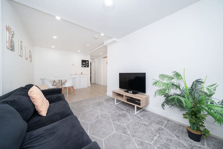 Newly-renovated 2br In Brooklyn! - Brooklyn, NY