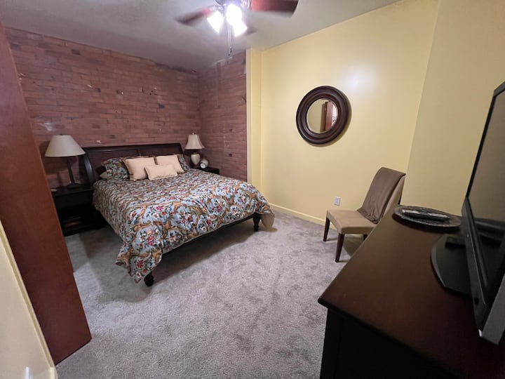 საძინებელი 1