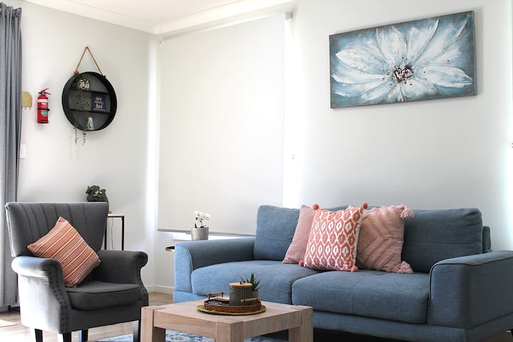 Premium Acreage Getaway - Close To Shopping Mall - Logan City