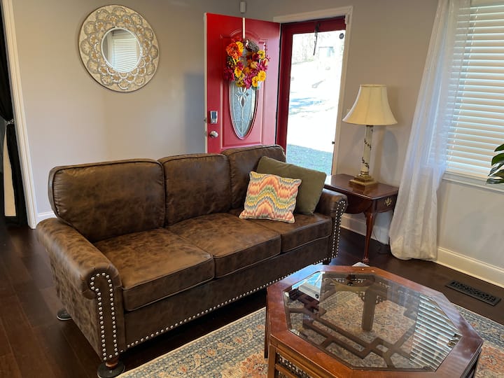 3 King Bds | 4 Mi To Bna Airprt | 6 Mi To Broadway - Nashville, TN