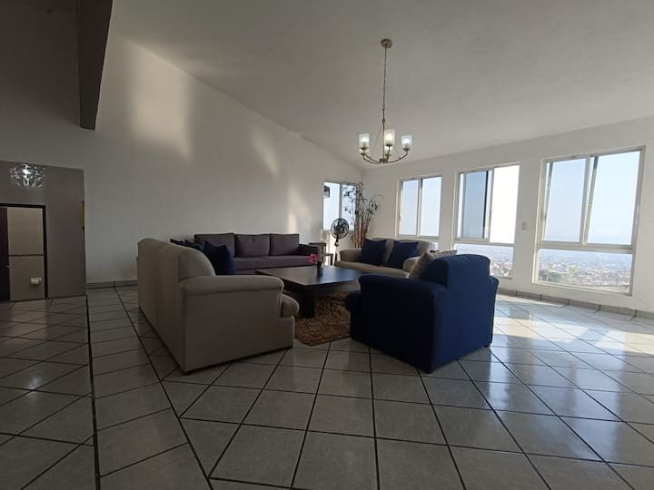 غرفة المعيشة