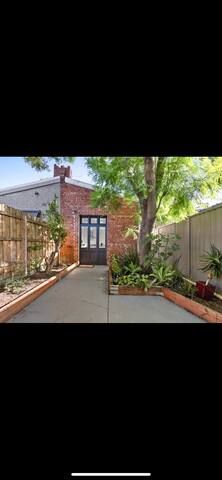 Inner city cosy gallery image 3