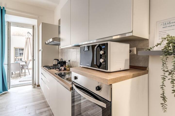 Two big apts (up to 21 pp) 3 min Termini station gallery image 5