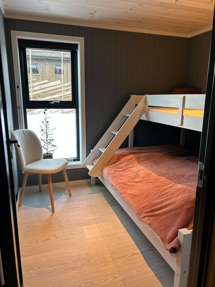 غرفة النوم 2