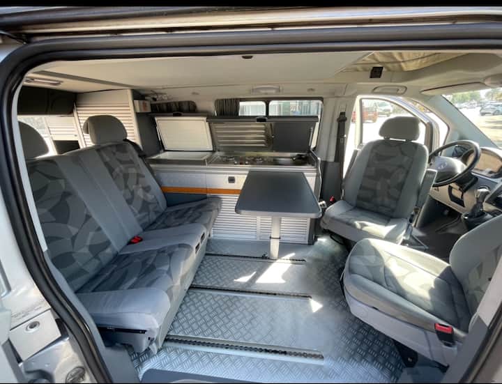 Mercedes Camper Van - Rubí