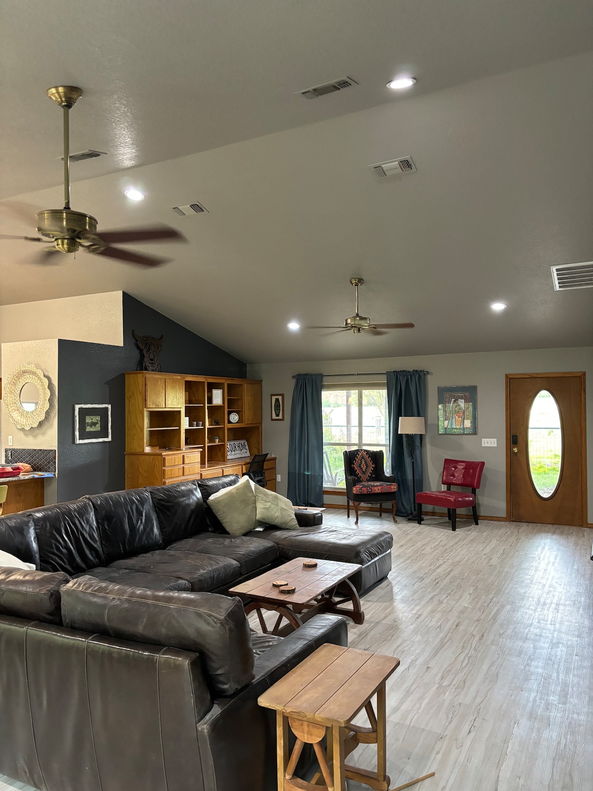 Successful Airbnb property: DbarD Ranch in Austin Suburbs