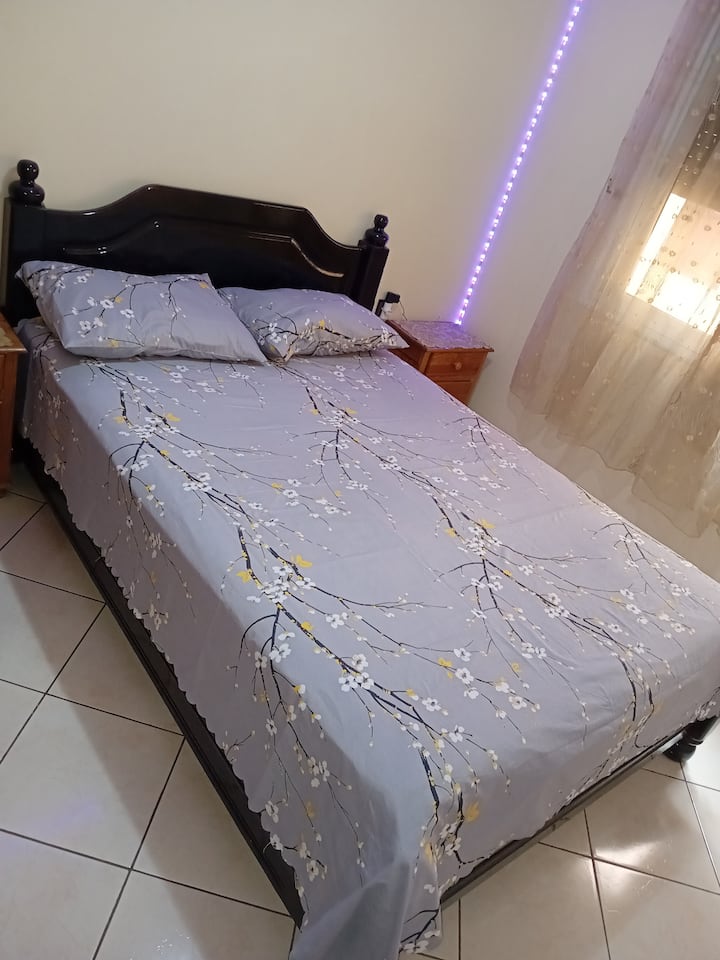 საძინებელი 1