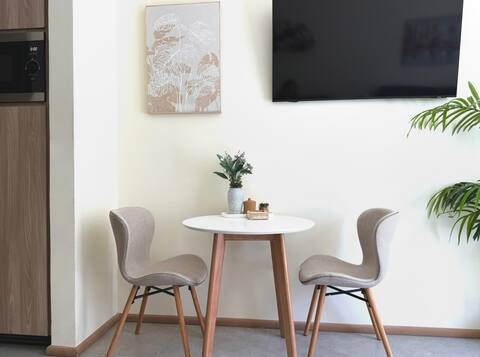 Top Airbnb: Ganna stays | The Signature Studio - JVC in Al Barsha South Fourth