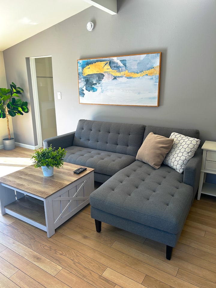 Cozy Anaheim Retreat - 賽普里斯