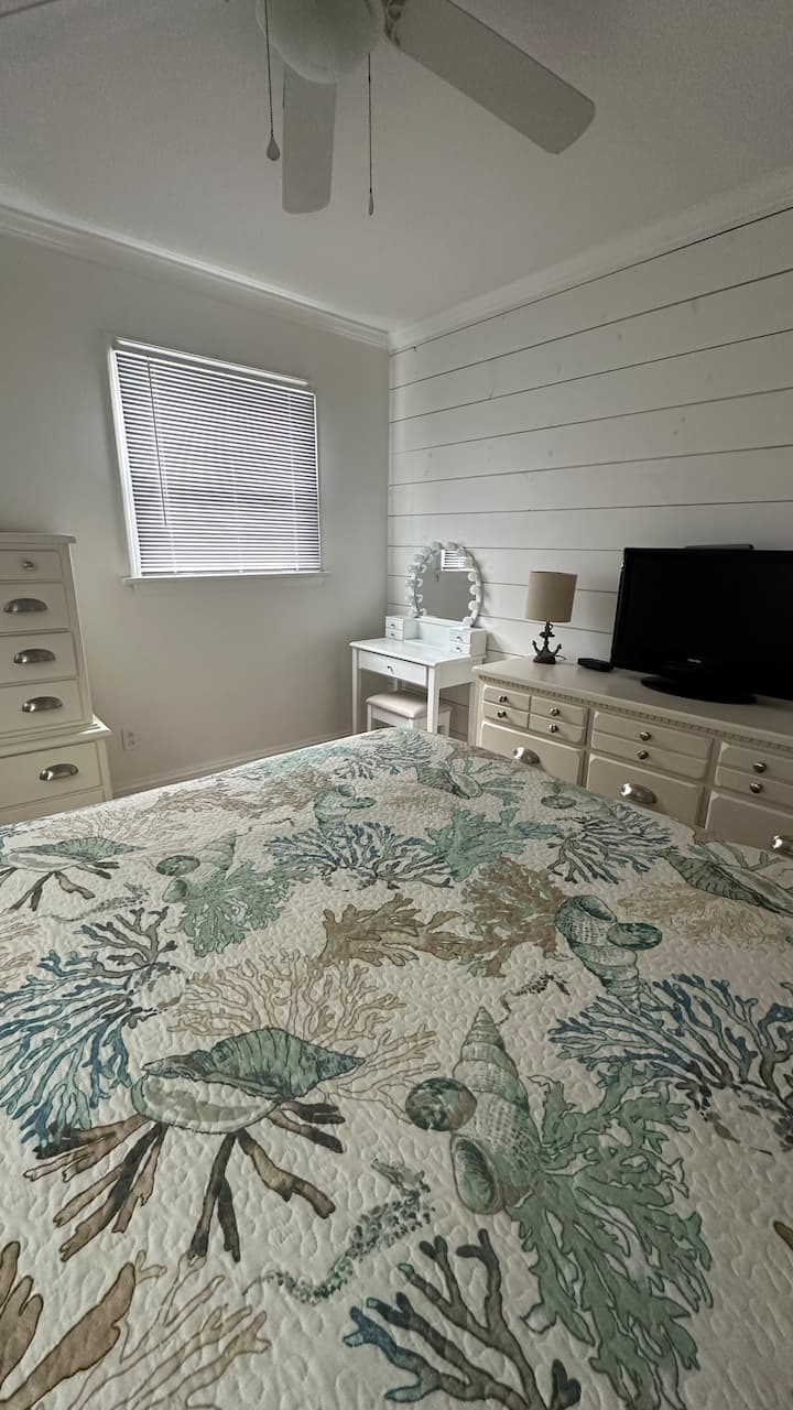 S klimatizáciou, stropným ventilátorom A osvetleným umývadlom…  príprava je  hračka!!!