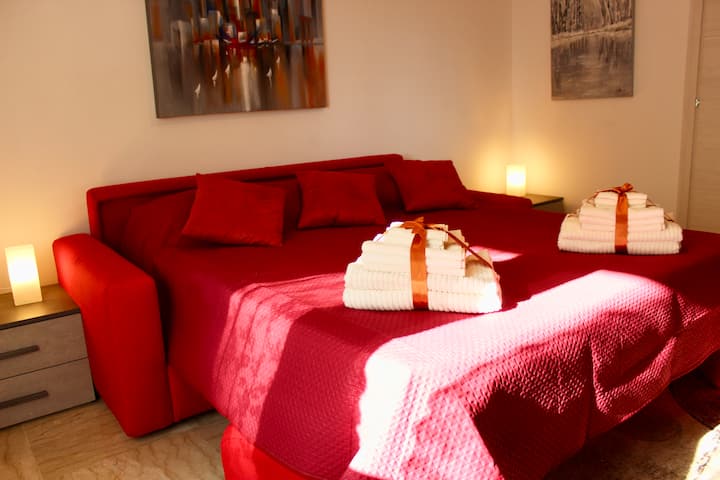 2. SPAVAĆA SOBA S BRAČNIM KREVETOM