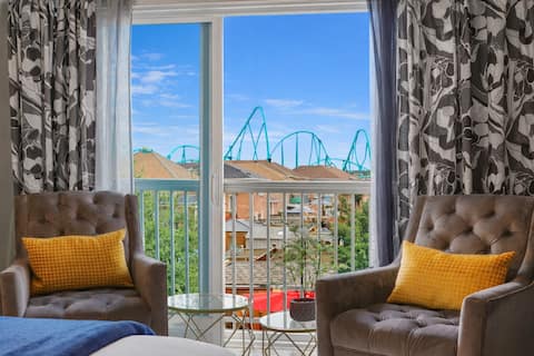 Family Retreat w/GameRoom•Near Wonderland/Shopping