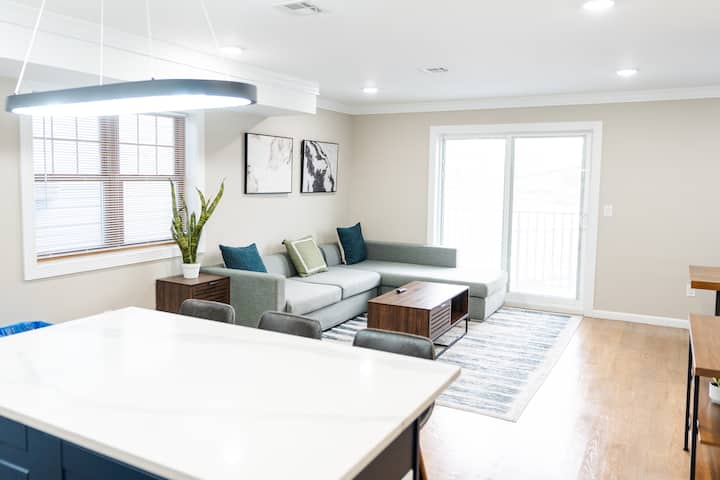 World Cup Stay /King Bed /Parking /15 Min To Nyc - Queens, NY