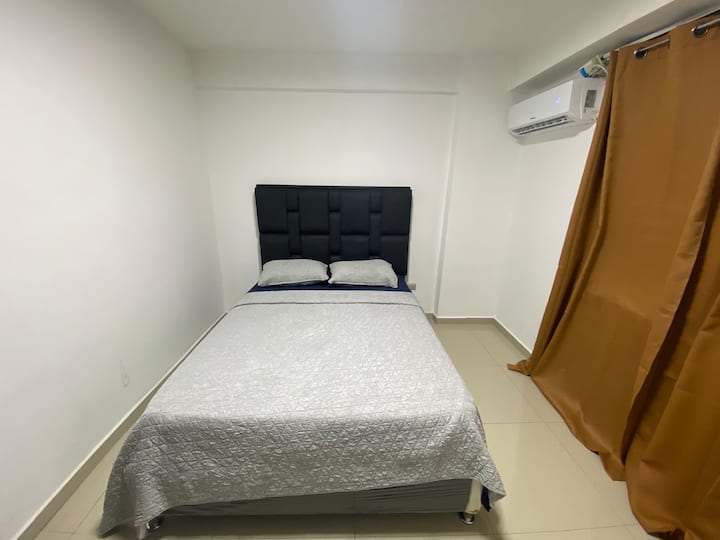 غرفة النوم 2