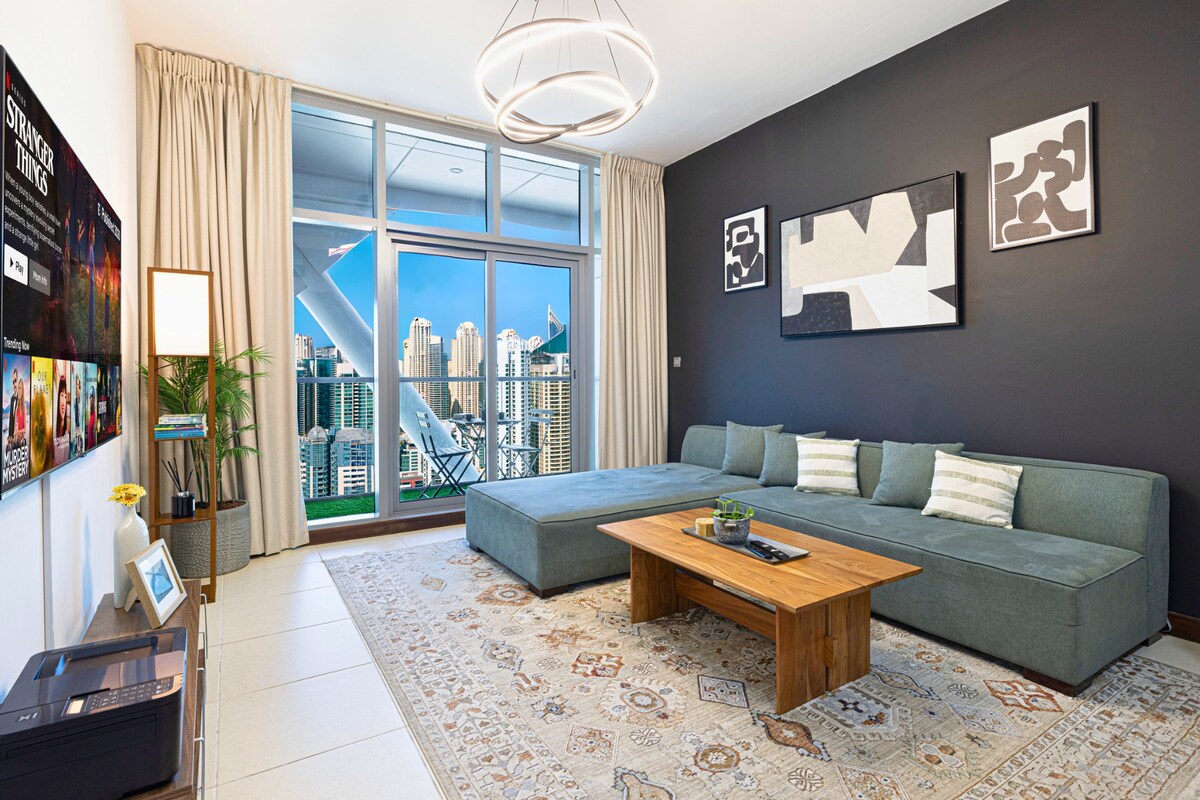 Top performing Airbnb: Near Metro Short walk to Beach & Marina 30th Floor in Al Thanyah Fifth