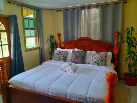 Pinard's Presidential Suite