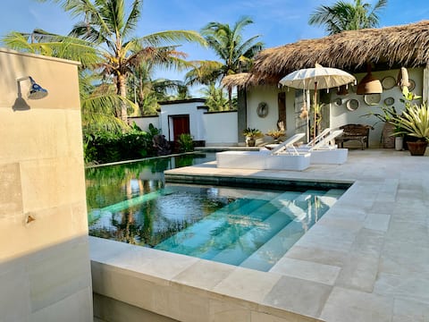 Keramas Beach Family Villa - Casa Sal