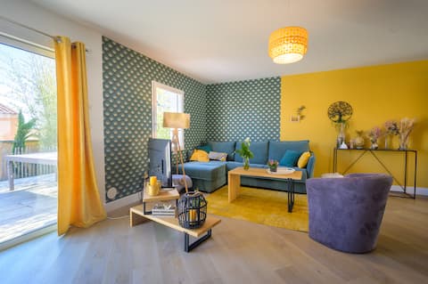 Airbnb performant: House with a peaceful garden à Les Herbiers