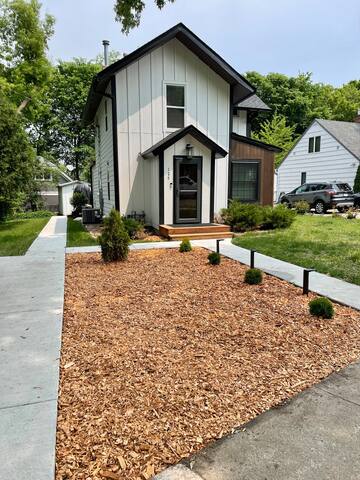 The Nordic Escape | Barrel Sauna & Walkable gallery image 4