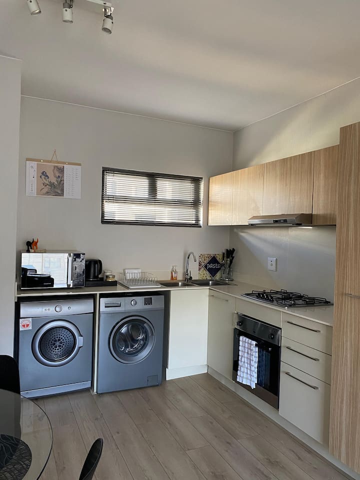 Apartment In Fourways - Lanseria