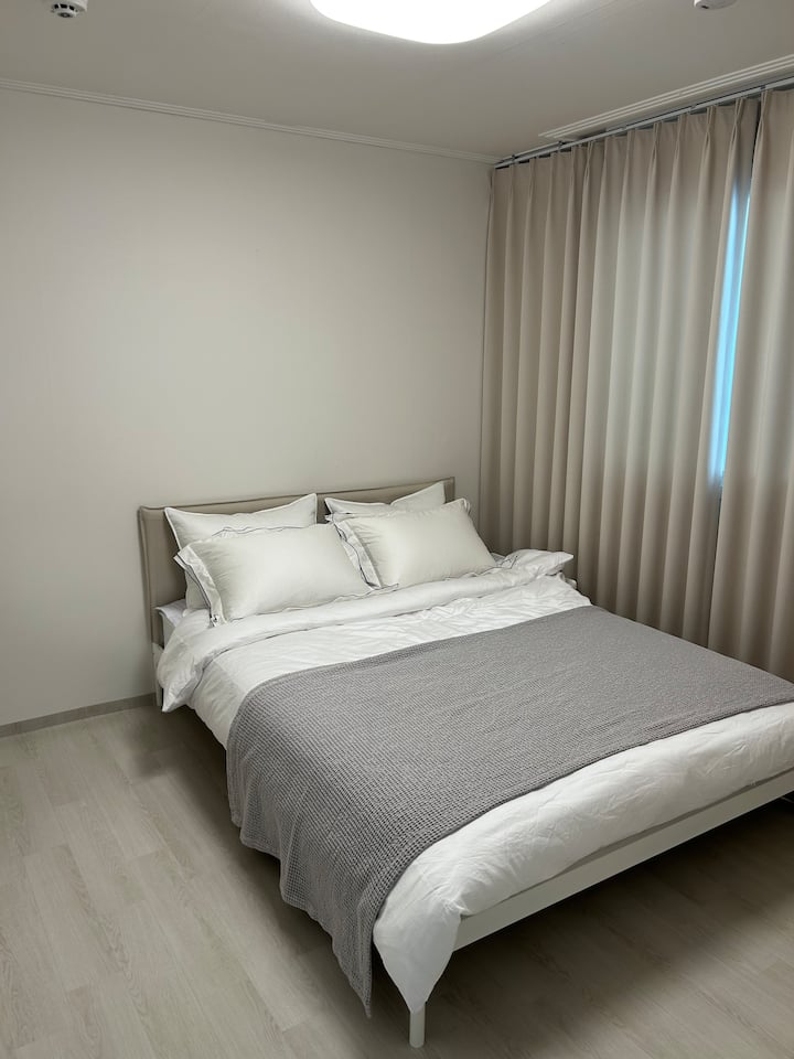 საძინებელი 1