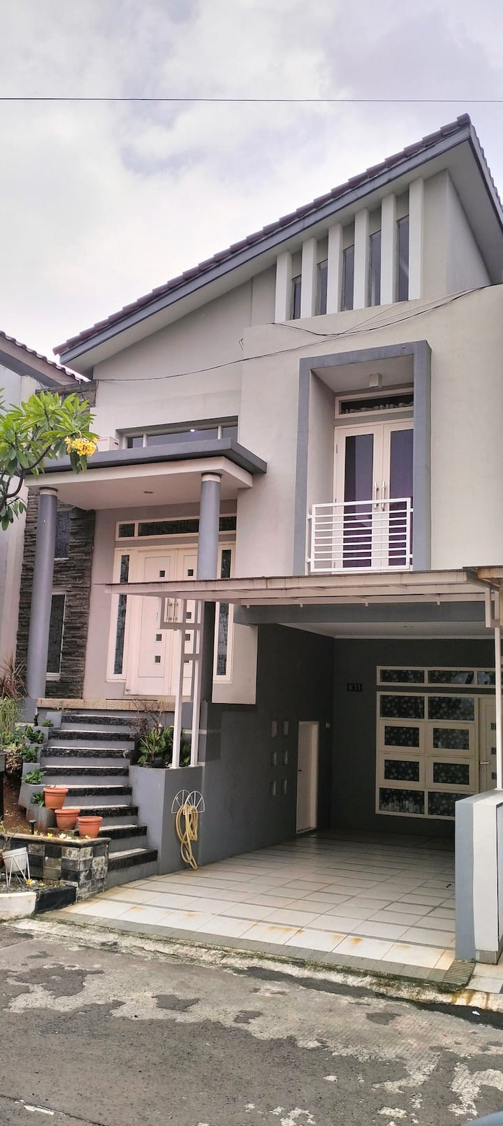 Home K Sebelas - Cibubur
