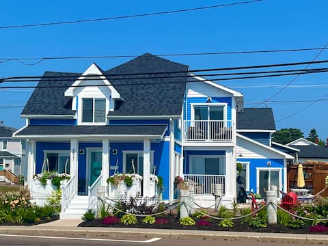 Blue Lobster @Summerside Harbour