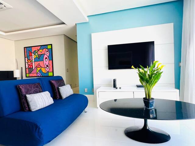 Ipanema Penthouse by both Rio’s iconic beaches gallery image 3