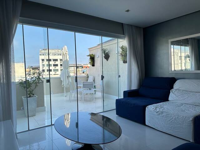 Ipanema Penthouse by both Rio’s iconic beaches gallery image 2
