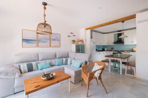 Popular Airbnb listing: Casa Lola Conil - rooftop with ocean view and parking in Conil De La Frontera