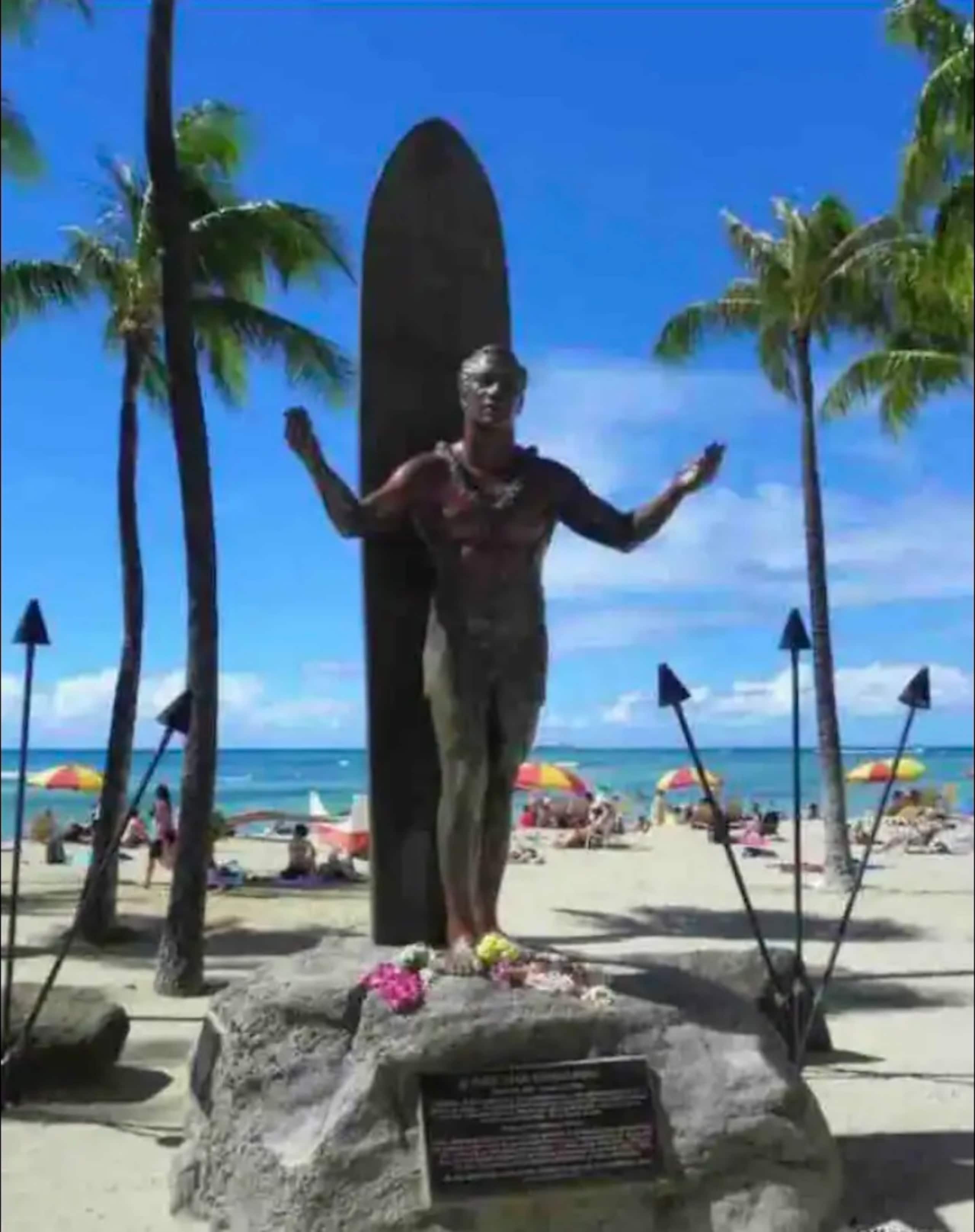 Central Waikiki  FREE Assigned Parking 2 beds Pool - Image 50