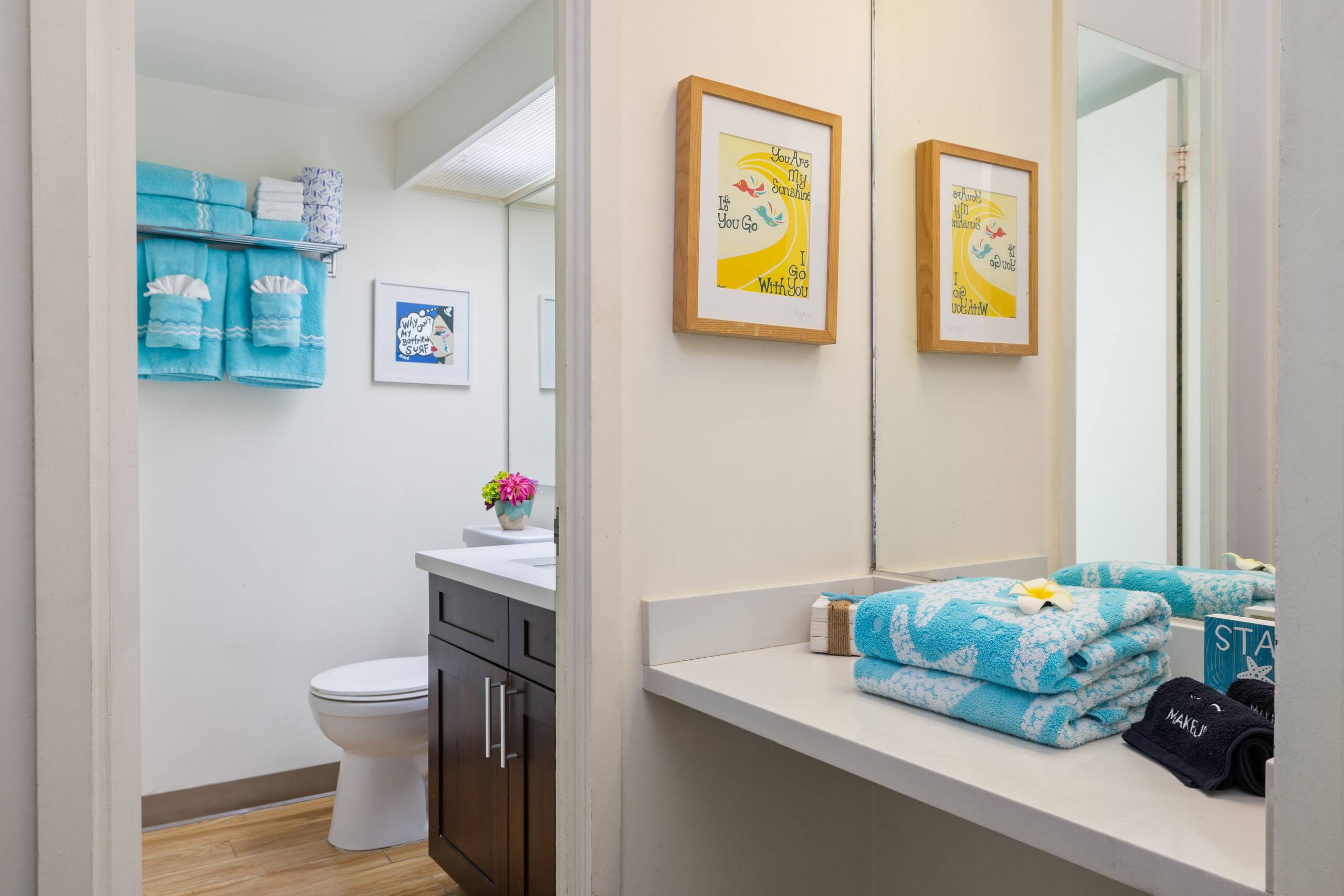 Central Waikiki  FREE Assigned Parking 2 beds Pool - Image 16