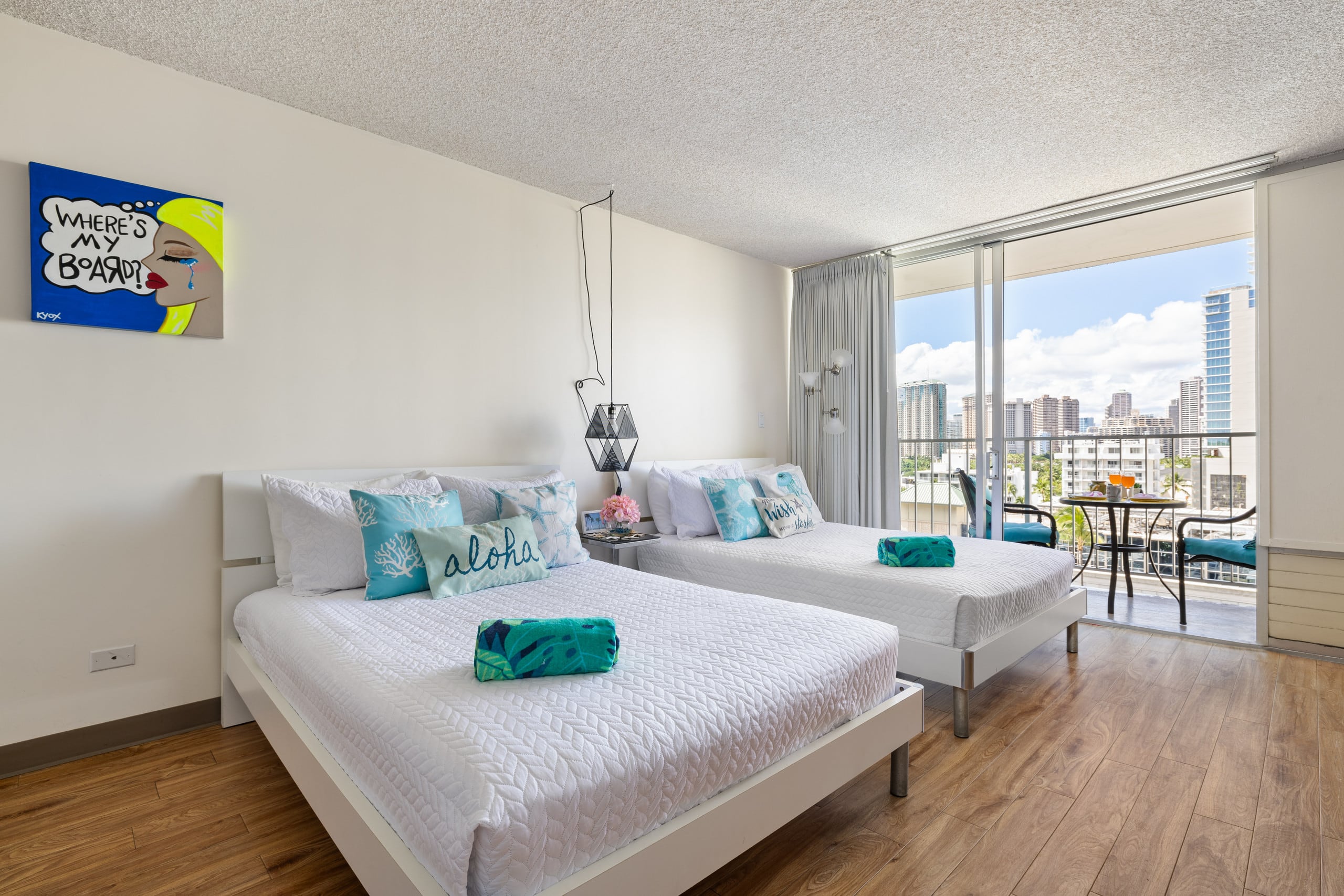 Central Waikiki  FREE Assigned Parking 2 beds Pool - Image 9