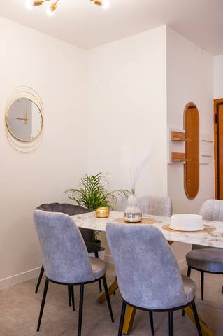 Luxury view of Acropolis 100mbps gallery image 4