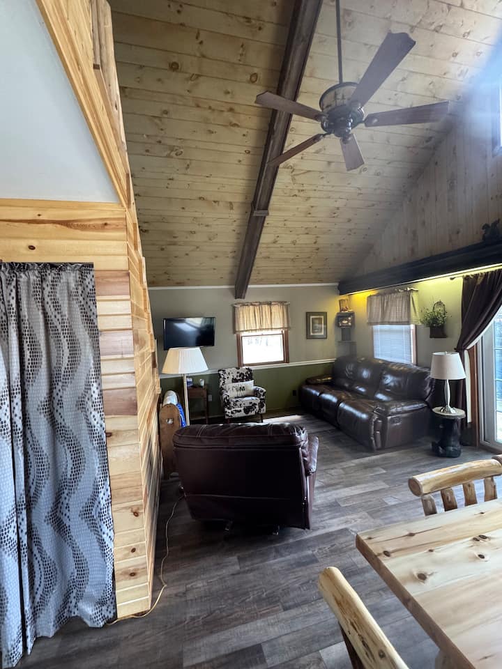 Cozy Cabin In The Woods - Door County, WI