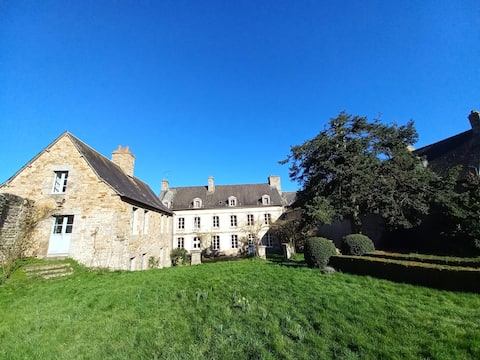 18th century independent house