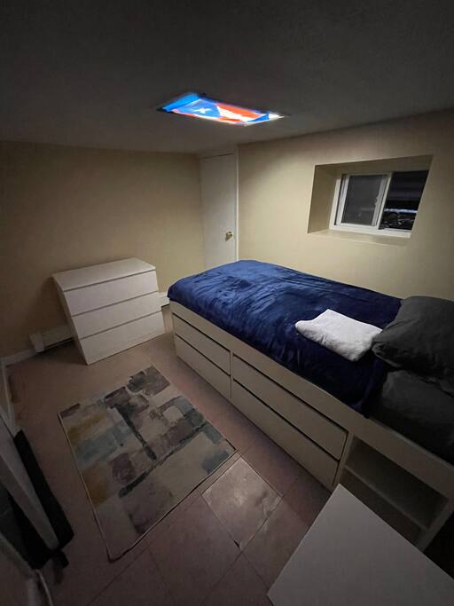 Small room B in Basement