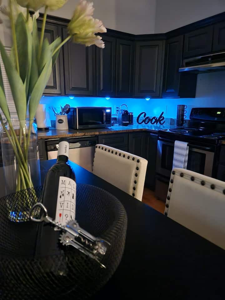 Hidden Gem Home Away From Home(Entire-house)