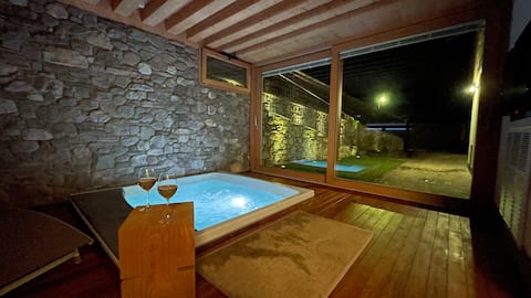 Proprietà Airbnb di successo: Ledro Luxury spa house a Ledro
