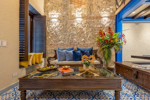 Popular Airbnb listing: Casa Santino Luxury Boutique Getsemaní-Cartagena in Getsemani