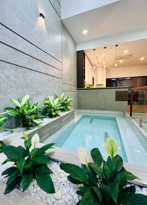 Modern Home with 4 Spacious Bedrooms-Kimmy’sHouse