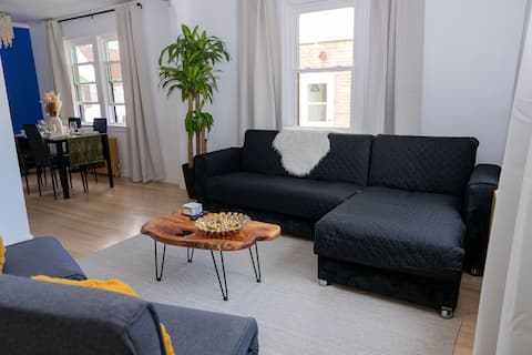 Sweet Enchantment (USB Arena 2mi-JFK 6mi-LGA 16mi)