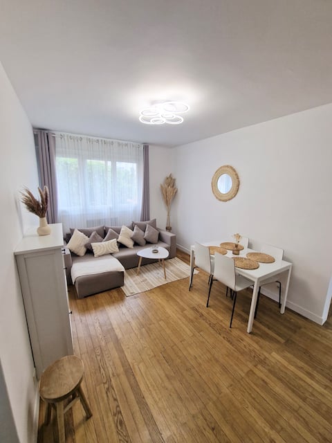 Popular Airbnb listing: Serenity in the city in Aulnay Sous Bois